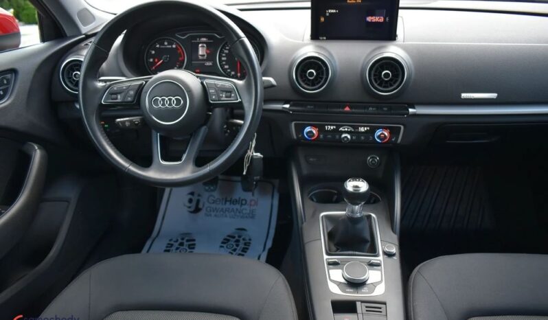 Audi A3 35 TFSI Sportback full