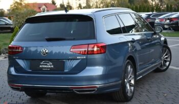 Volkswagen Passat full