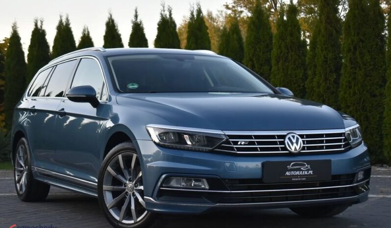 Volkswagen Passat full