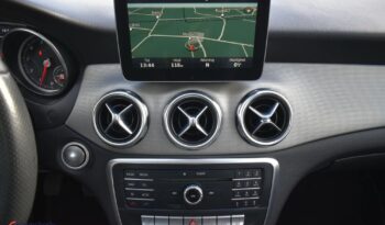 Mercedes-Benz GLA 200 AMG Line full