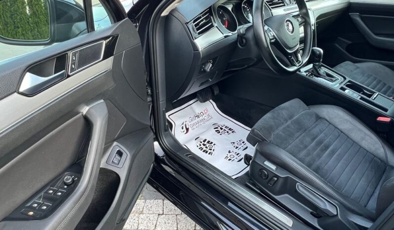 Volkswagen Passat Variant 2.0 TDI SCR DSG Highline NAVI KAMERA ALKANTARA EL KLAPA GWARANCJA full