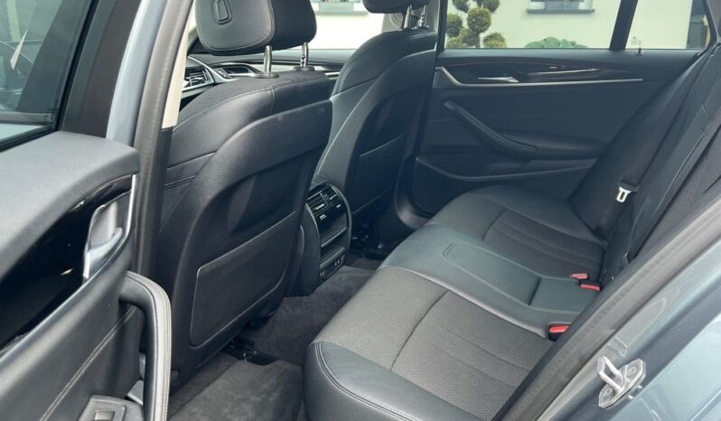 BMW Seria 5 520d Touring Sport Line NAVI KAMERA WIRTUALNE ZEGARY PÓŁSKÓRA SERWISOWANA BEZWYPADKOWA GWARANCJA full