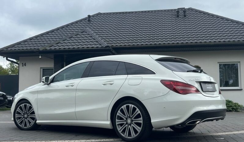 Mercedes-Benz CLA Shooting Brake 200 7G-DCT KAMERA PÓŁSKÓRA GRZANE FOTELE SERWISOWANY BEZWYPADKOWY GWARANCJA full
