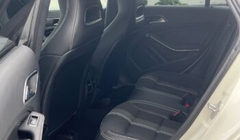 Mercedes-Benz CLA Shooting Brake 200 7G-DCT KAMERA PÓŁSKÓRA GRZANE FOTELE SERWISOWANY BEZWYPADKOWY GWARANCJA full