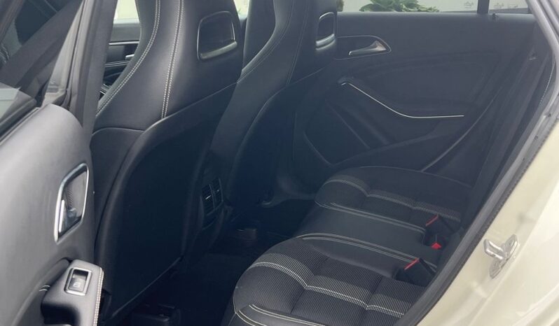 Mercedes-Benz CLA Shooting Brake 200 7G-DCT KAMERA PÓŁSKÓRA GRZANE FOTELE SERWISOWANY BEZWYPADKOWY GWARANCJA full