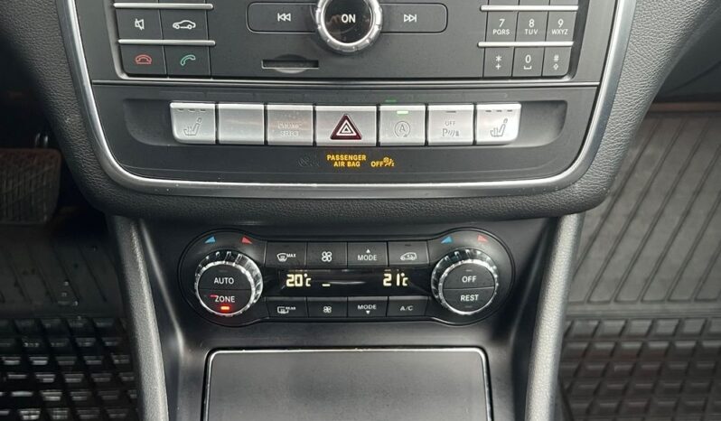 Mercedes-Benz CLA Shooting Brake 200 7G-DCT KAMERA PÓŁSKÓRA GRZANE FOTELE SERWISOWANY BEZWYPADKOWY GWARANCJA full