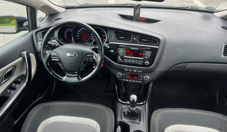Kia Ceed Cee’d 1.6 GDI KLIMATRONIK GRZANE FOTELE SERWISOWANA BEZWYPADKOWA GWARANCJA full
