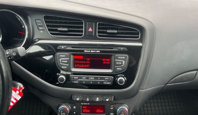 Kia Ceed Cee’d 1.6 GDI KLIMATRONIK GRZANE FOTELE SERWISOWANA BEZWYPADKOWA GWARANCJA full