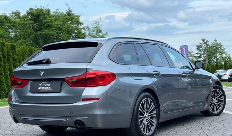 BMW Seria 5 520d Touring Sport Line NAVI KAMERA WIRTUALNE ZEGARY PÓŁSKÓRA SERWISOWANA BEZWYPADKOWA GWARANCJA full