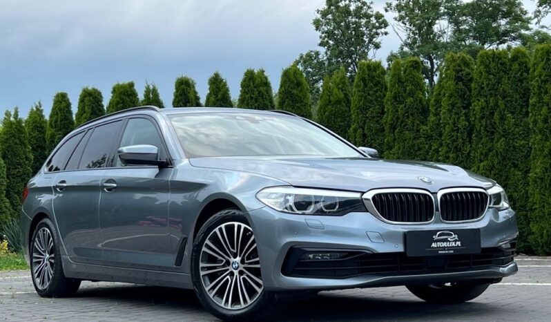 BMW Seria 5 520d Touring Sport Line NAVI KAMERA WIRTUALNE ZEGARY PÓŁSKÓRA SERWISOWANA BEZWYPADKOWA GWARANCJA full