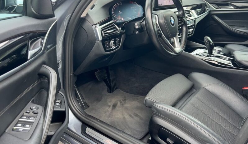 BMW Seria 5 520d Touring Sport Line NAVI KAMERA WIRTUALNE ZEGARY PÓŁSKÓRA SERWISOWANA BEZWYPADKOWA GWARANCJA full