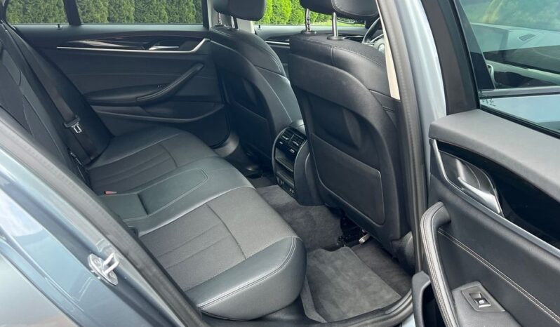 BMW Seria 5 520d Touring Sport Line NAVI KAMERA WIRTUALNE ZEGARY PÓŁSKÓRA SERWISOWANA BEZWYPADKOWA GWARANCJA full