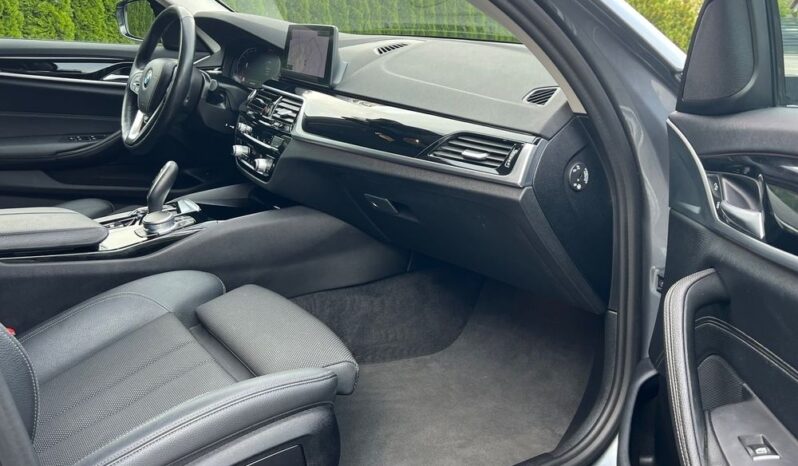 BMW Seria 5 520d Touring Sport Line NAVI KAMERA WIRTUALNE ZEGARY PÓŁSKÓRA SERWISOWANA BEZWYPADKOWA GWARANCJA full