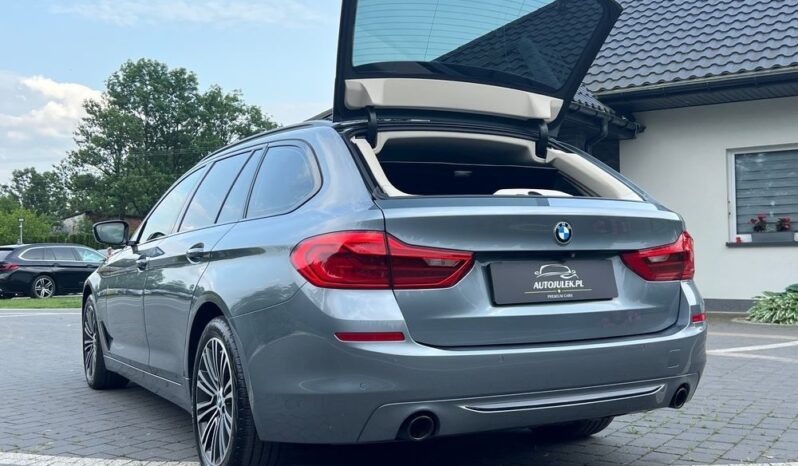 BMW Seria 5 520d Touring Sport Line NAVI KAMERA WIRTUALNE ZEGARY PÓŁSKÓRA SERWISOWANA BEZWYPADKOWA GWARANCJA full