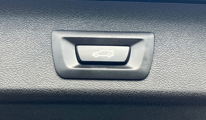 BMW Seria 5 520d Touring Sport Line NAVI KAMERA WIRTUALNE ZEGARY PÓŁSKÓRA SERWISOWANA BEZWYPADKOWA GWARANCJA full