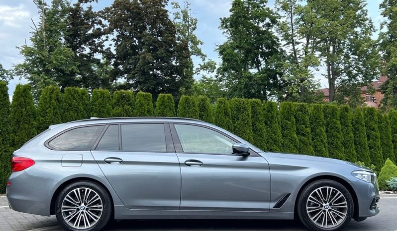 BMW Seria 5 520d Touring Sport Line NAVI KAMERA WIRTUALNE ZEGARY PÓŁSKÓRA SERWISOWANA BEZWYPADKOWA GWARANCJA full
