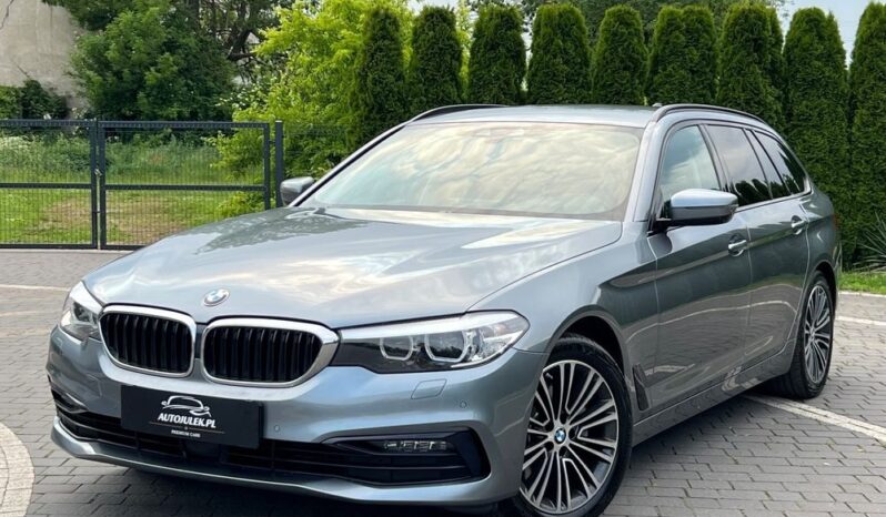 BMW Seria 5 520d Touring Sport Line NAVI KAMERA WIRTUALNE ZEGARY PÓŁSKÓRA SERWISOWANA BEZWYPADKOWA GWARANCJA full