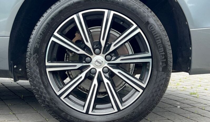 Volvo XC 60 T5 Geartronic Momentum Pro FULL LED NAVI PÓŁSKÓRA GRZANE FOTELE ALU 19 SERWISOWANY GWARANCJA full
