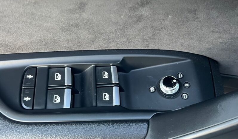 Audi Q5 2.0 TDI Quattro S tronic NAVI RADAR KAMERA ALKANTARA SERWISOWANA BEZWYPADKOWA GWARANCJA full