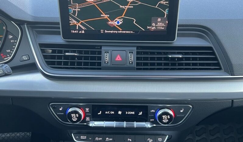 Audi Q5 2.0 TDI Quattro S tronic NAVI RADAR KAMERA ALKANTARA SERWISOWANA BEZWYPADKOWA GWARANCJA full