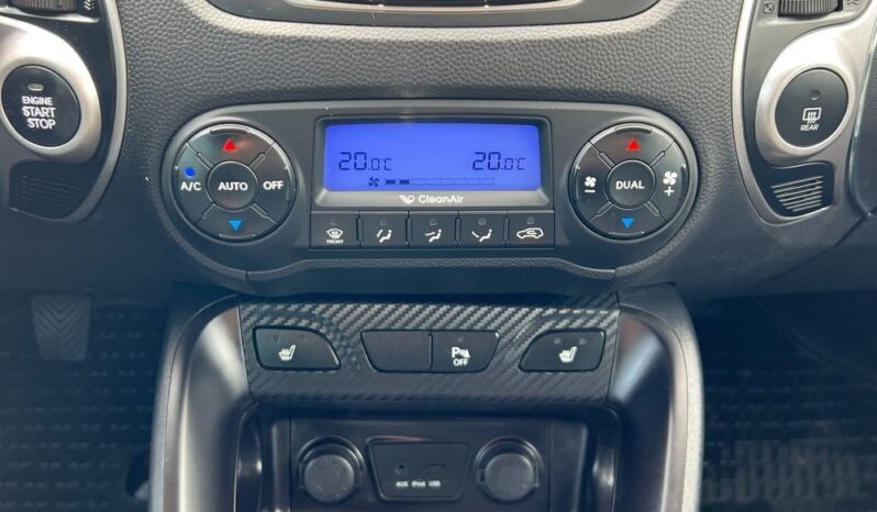 Hyundai ix35 1.6 GDI Premium PANORAMA NAVI KAMERA GRZANE FOTELE SERWSIOWANY BEZWYPADKOWY GWARANCJA full