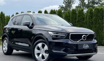 VOLVO XC40 MOMENTUM SKÓRA NAVI TEMPOMAT GRZANE FOTELE SERWISOWANY I WŁAŚCICIEL GWARANCJA full