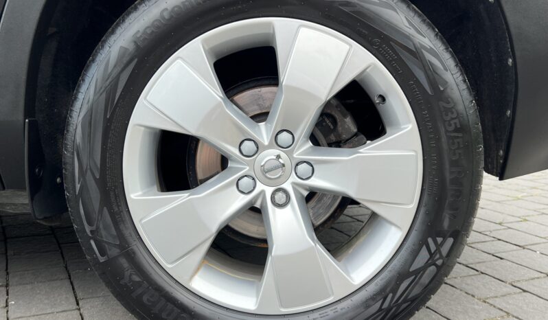 VOLVO XC40 MOMENTUM SKÓRA NAVI TEMPOMAT GRZANE FOTELE SERWISOWANY I WŁAŚCICIEL GWARANCJA full