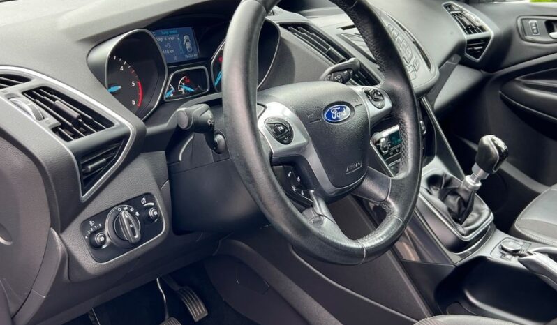 Ford Kuga 2.0 TDCi 150KM Titanium NAVI KLIMATRONIK GRZANE FOTELE BEZWYPADKOWA GWARANCJA full