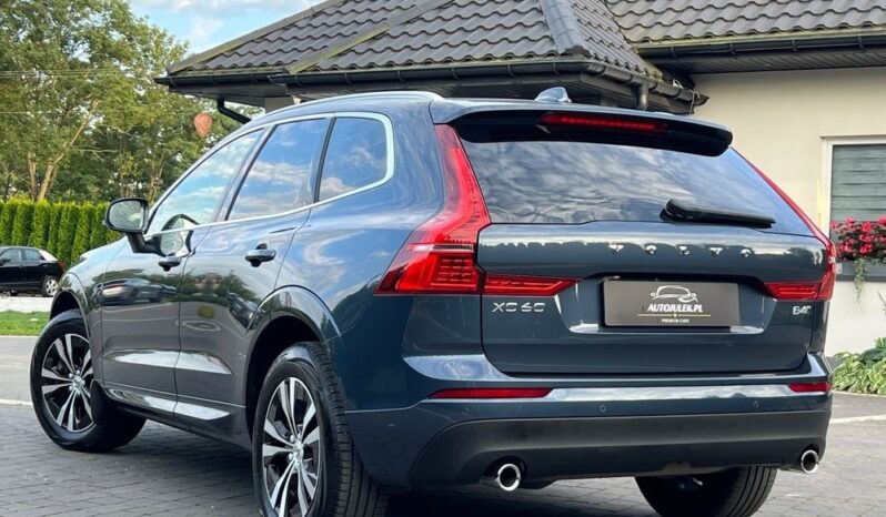 Volvo XC 60 B4 D AWD Geartronic Momentum NAVI KAMERA FULL LED WIRTUAL EL KLAPA BLISS GRZANE FOTELE GWARANCJA full