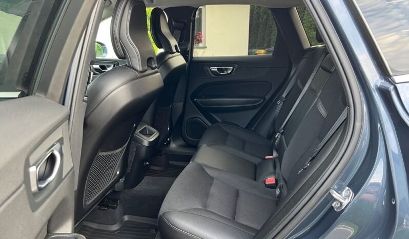 Volvo XC 60 B4 D AWD Geartronic Momentum NAVI KAMERA FULL LED WIRTUAL EL KLAPA BLISS GRZANE FOTELE GWARANCJA full