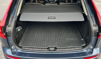 Volvo XC 60 B4 D AWD Geartronic Momentum NAVI KAMERA FULL LED WIRTUAL EL KLAPA BLISS GRZANE FOTELE GWARANCJA full