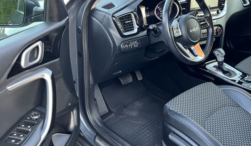 Kia XCeed 1.6 204KM AUTOMAT NAVI KAMERA KEYLESS SERWISOWANA BEZWYPADKOWA GWARANCJA full
