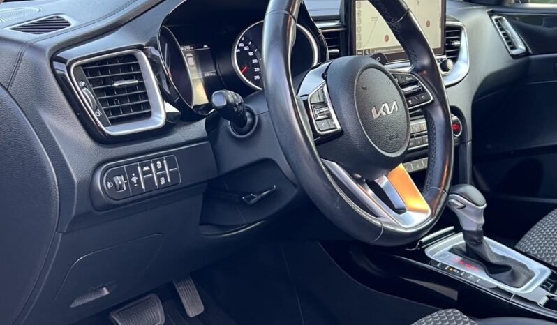 Kia XCeed 1.6 204KM AUTOMAT NAVI KAMERA KEYLESS SERWISOWANA BEZWYPADKOWA GWARANCJA full