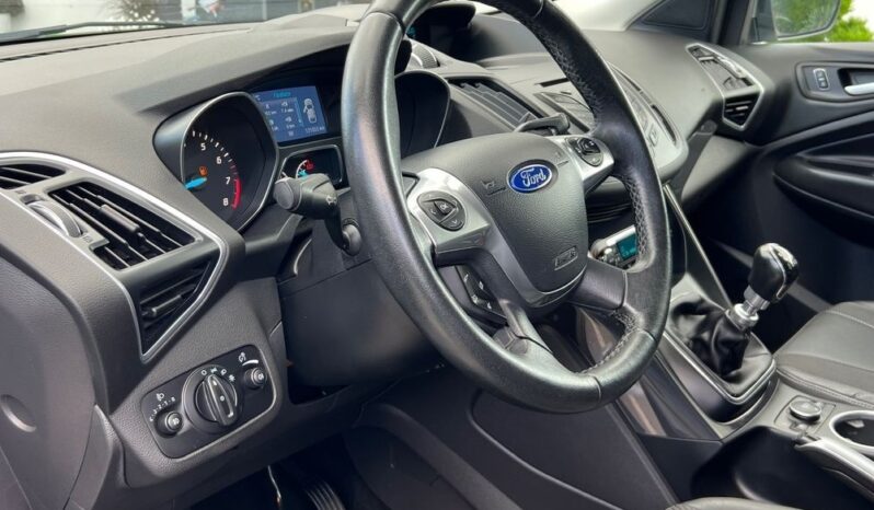 Ford Kuga 1.6 EcoBoost 2×4 Titanium GRZANE FOTELE ALU PÓŁSKÓRA 2xPDC SSRWISOWANA BEZWYPADKOWA GWARANCJA full