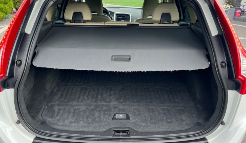 Volvo XC 60 D4 Summum BIXENON SKÓRA PDC ALU18 GRZANE FOTELE SERWISOWANY BEZWYPADKOWY full