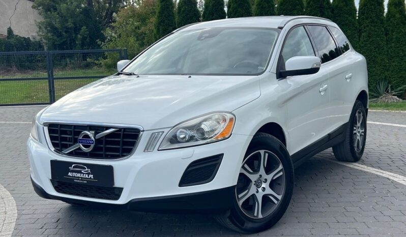 Volvo XC 60 D4 Summum BIXENON SKÓRA PDC ALU18 GRZANE FOTELE SERWISOWANY BEZWYPADKOWY full