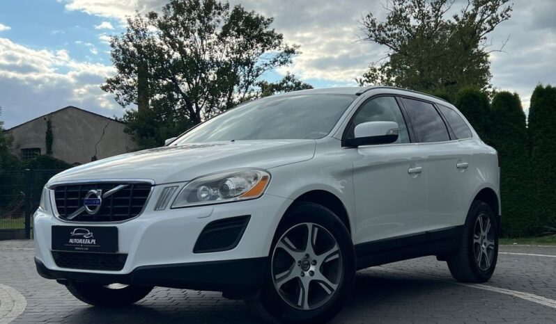 Volvo XC 60 D4 Summum BIXENON SKÓRA PDC ALU18 GRZANE FOTELE SERWISOWANY BEZWYPADKOWY full
