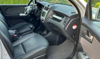 Kia Sportage 2.0 142KM NAVI SKÓRA ALU17 SERWISOWANA BEZWYPADKOWA full