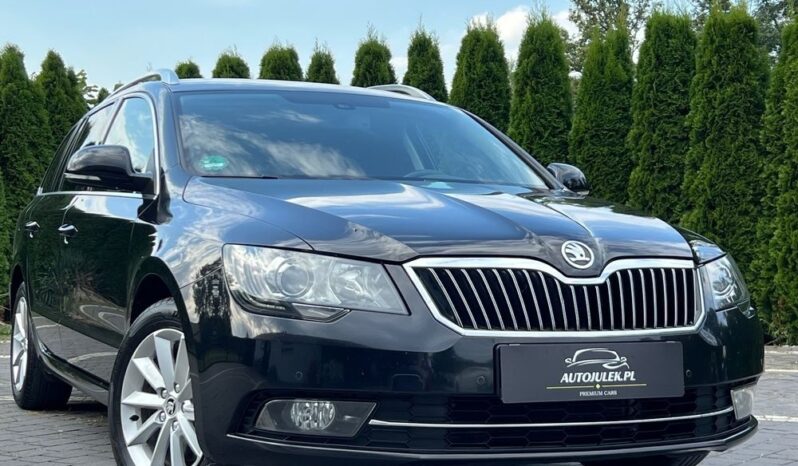 Skoda Superb Combi 2.0 TDI 140KM LIFT KLIMATRONIK GRZANE FOTELE TEMPOMAT BEZWYPADKOWA GWARANCJA full