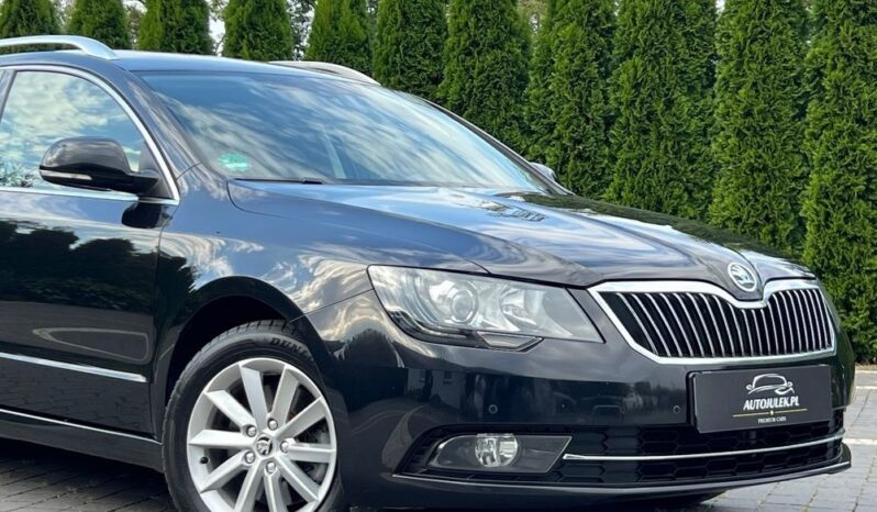 Skoda Superb Combi 2.0 TDI 140KM LIFT KLIMATRONIK GRZANE FOTELE TEMPOMAT BEZWYPADKOWA GWARANCJA full