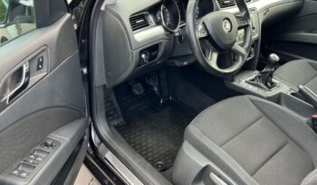 Skoda Superb Combi 2.0 TDI 140KM LIFT KLIMATRONIK GRZANE FOTELE TEMPOMAT BEZWYPADKOWA GWARANCJA full