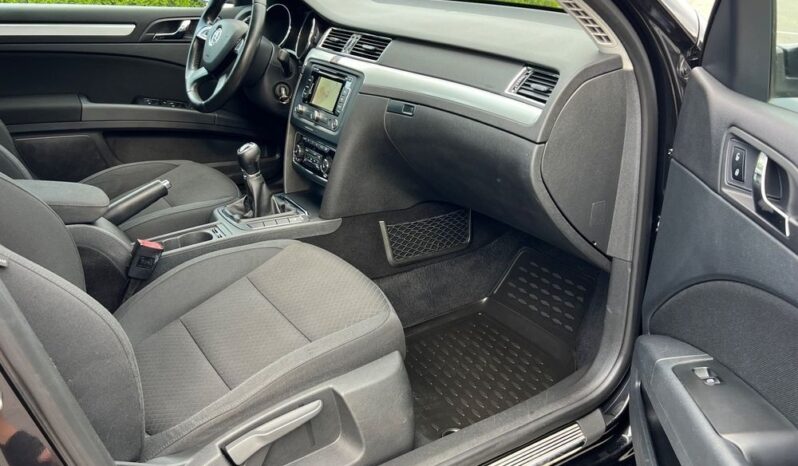 Skoda Superb Combi 2.0 TDI 140KM LIFT KLIMATRONIK GRZANE FOTELE TEMPOMAT BEZWYPADKOWA GWARANCJA full