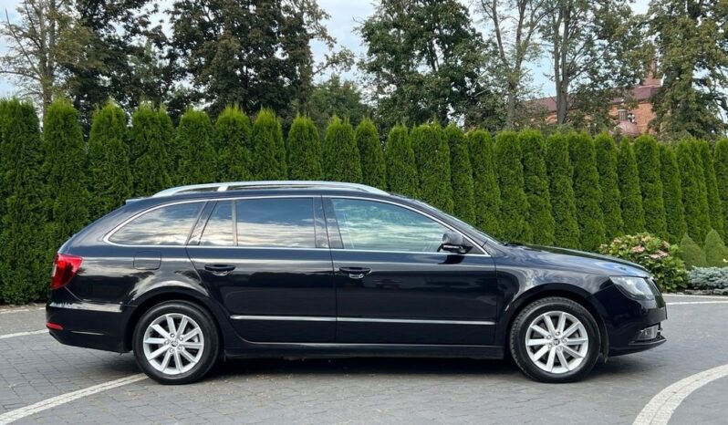Skoda Superb Combi 2.0 TDI 140KM LIFT KLIMATRONIK GRZANE FOTELE TEMPOMAT BEZWYPADKOWA GWARANCJA full
