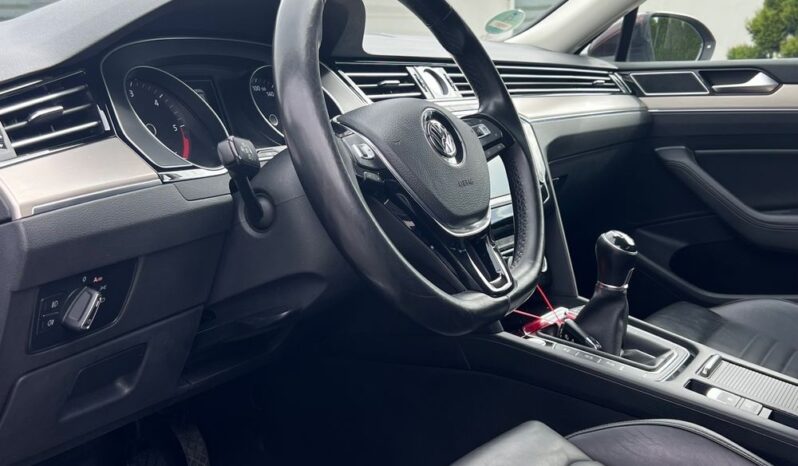 Volkswagen Passat 2.0 TDI BMT Highline full