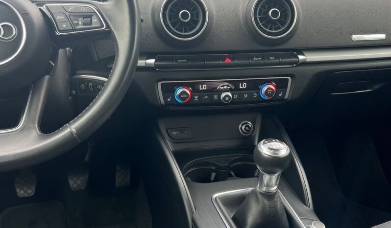 Audi A3 Sportback 35 TFSI Sport full