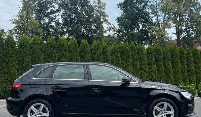 Audi A3 Sportback 35 TFSI Sport full