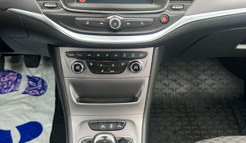 Opel Astra 1.4 Turbo 125KM KLIMATRONIK 2xPDC GRZANE FOTELE I KIEROWNICA ASYSTENT PASA BEZWYPADKOWA SERWISOWANA GWARANCJA full