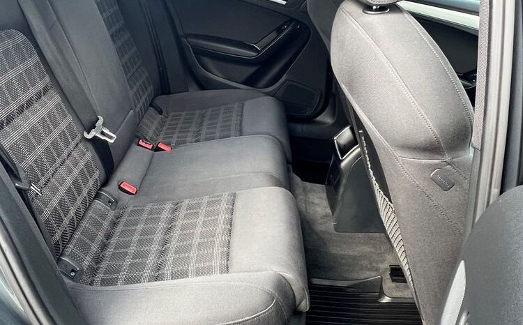 Audi A4 Avant 2.0 TDI DPF quattro S tronic S line XENON GRZANE FOTELE 100% BEZWYPADKOWA SERWISOWANA GWARANCJA full
