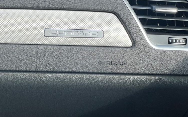 Audi A4 Avant 2.0 TDI DPF quattro S tronic S line XENON GRZANE FOTELE 100% BEZWYPADKOWA SERWISOWANA GWARANCJA full