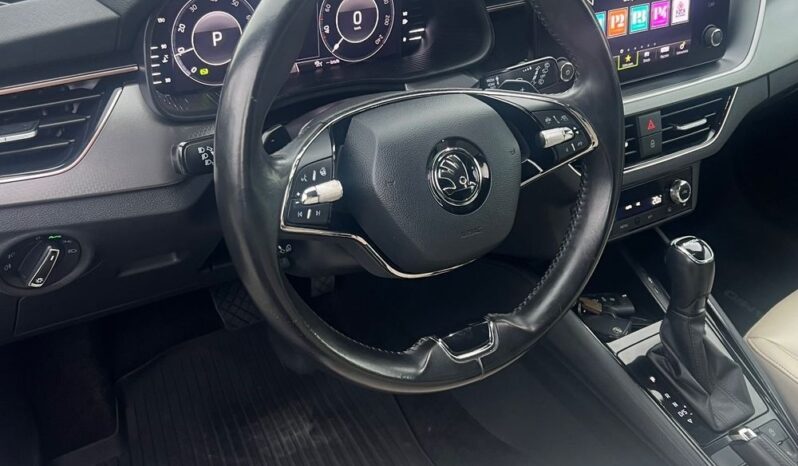 Skoda Kamiq DSG PANORAMA SKÓRA FULL LED EL FOTEL EL KLAPA KEYLESS BLISS GRZANE FOTELE GWARANCJA full